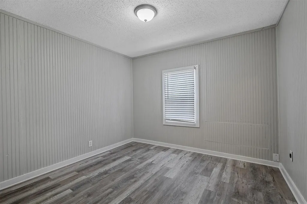 1009 Oak Street Bonham TX 75418