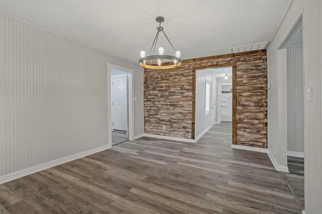 1009 Oak Street Bonham TX 75418