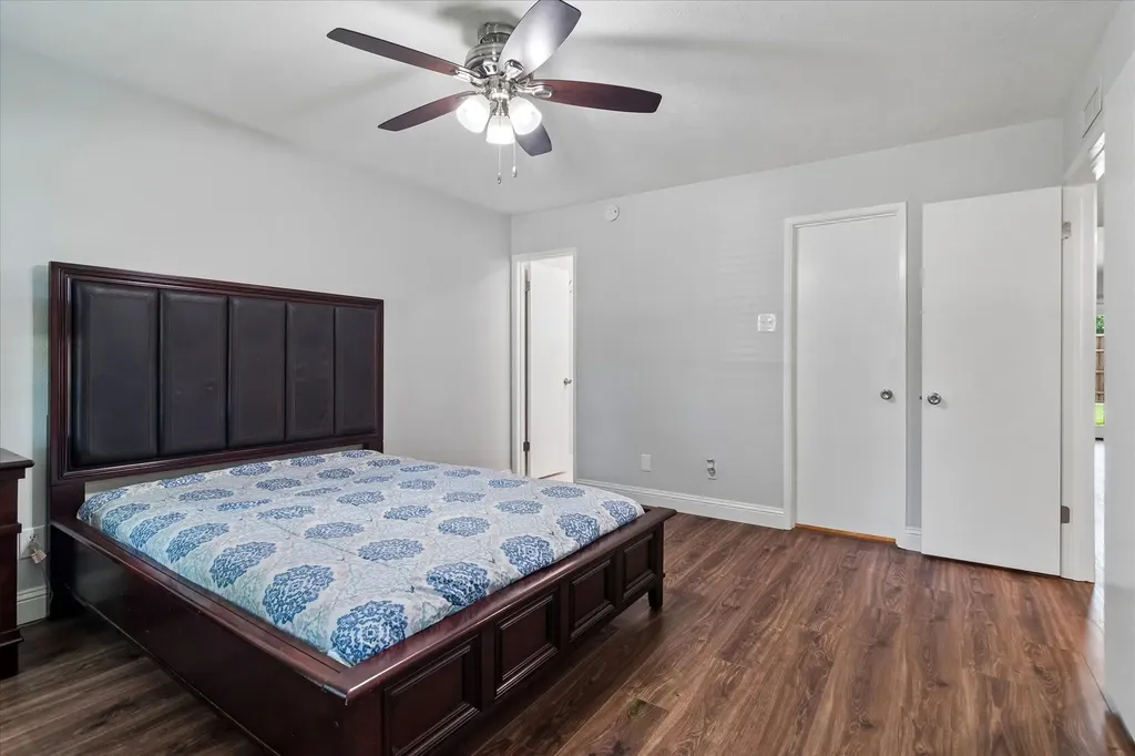 4900 Avery Circle The Colony TX 75056