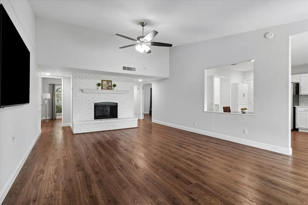 4900 Avery Circle The Colony TX 75056
