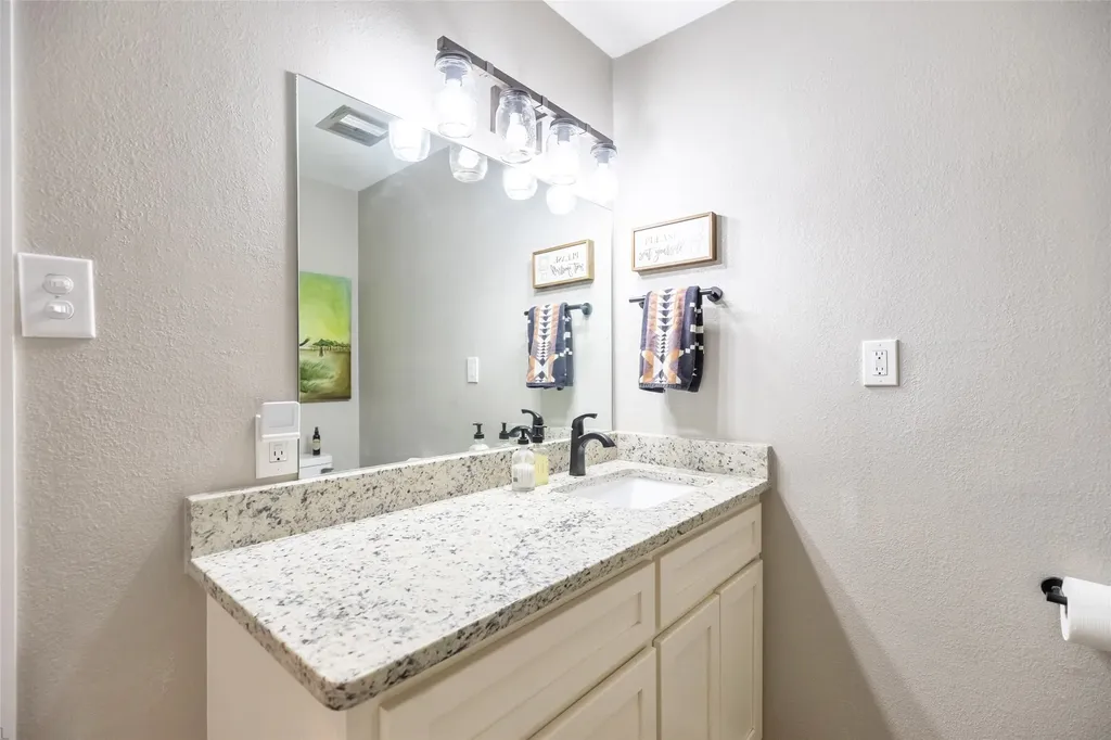 9259 County Road 258 Clyde TX 79510