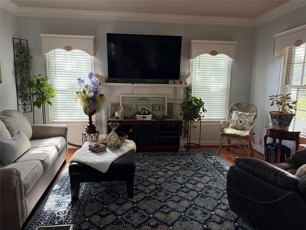 700 W Wrights Avenue Comanche TX 76442