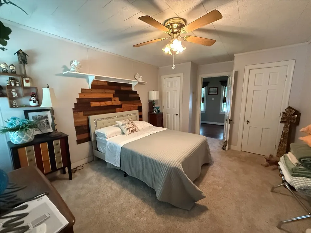 700 W Wrights Avenue Comanche TX 76442