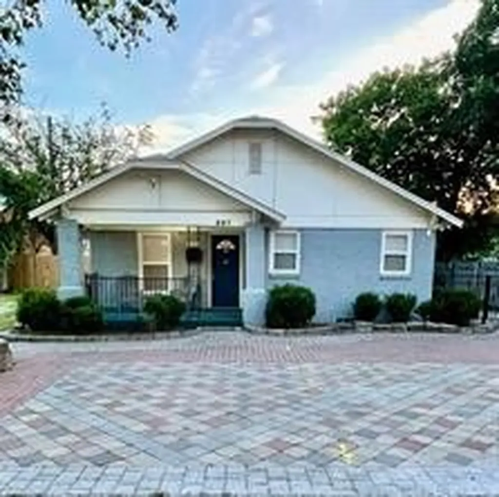 207 S Hastings Street Duncanville TX 75116
