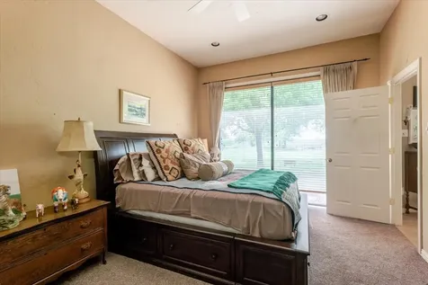 11436 St Highway 171 Covington TX 76636