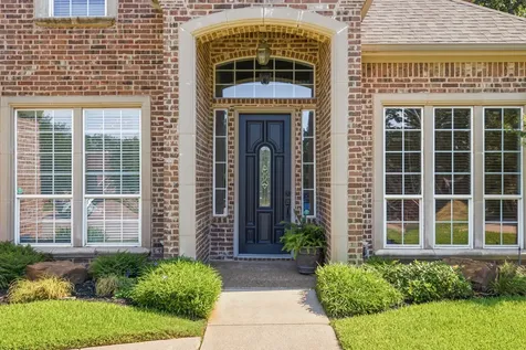 710 Knott Court Euless TX 76039