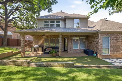 710 Knott Court Euless TX 76039