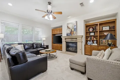 710 Knott Court Euless TX 76039