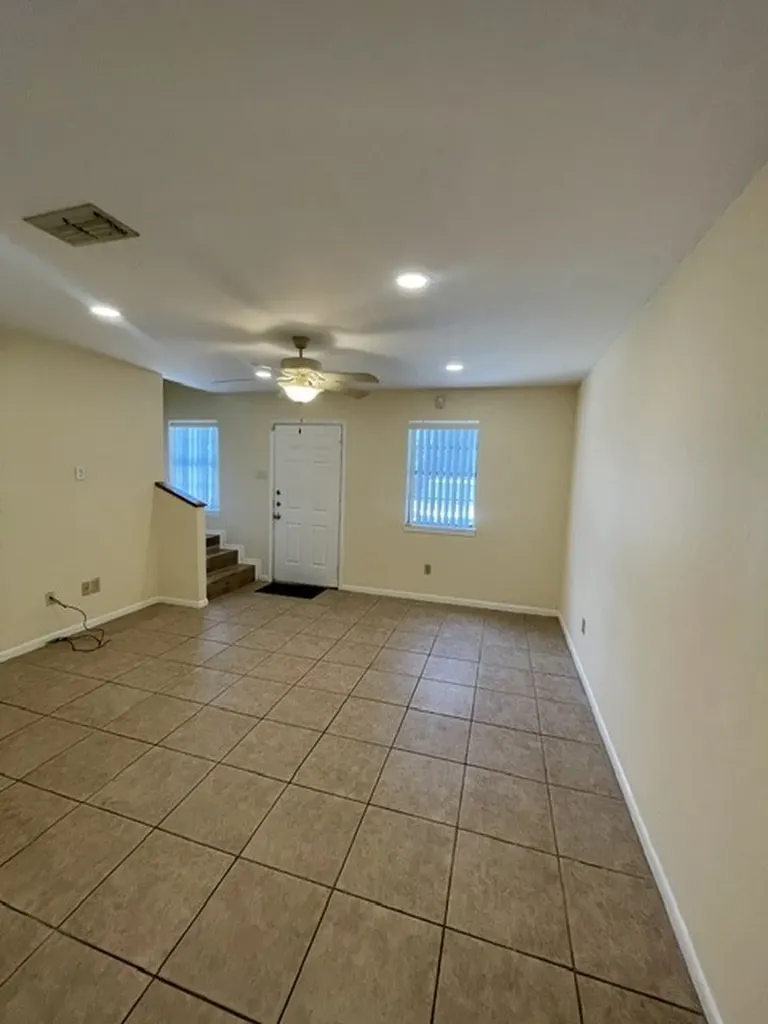 1915 S 10 Waco TX 76706