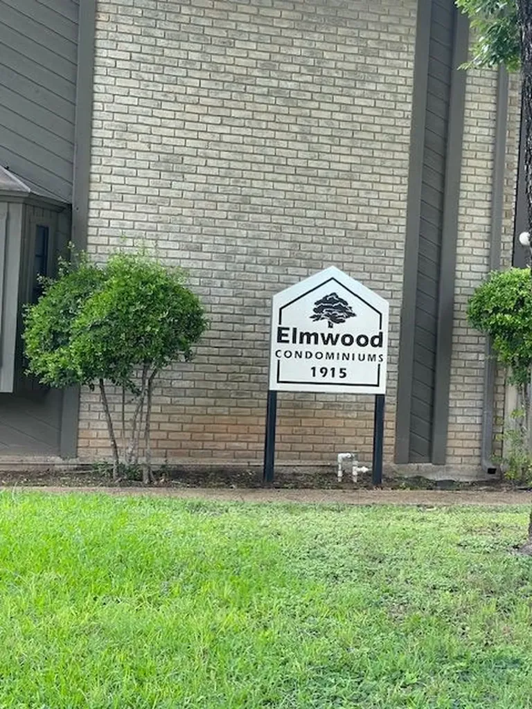 1915 S 10 Waco TX 76706