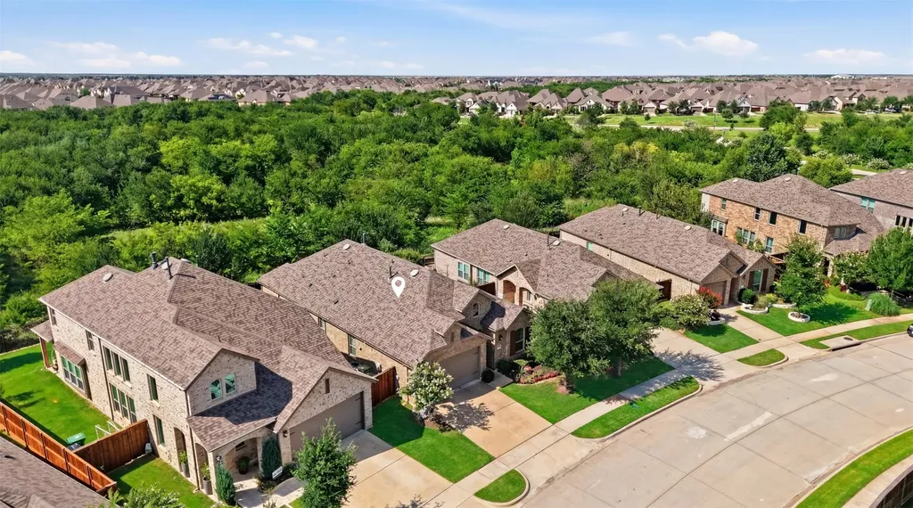 1109 Shire Drive Aubrey TX 76227