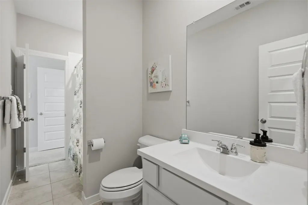1109 Shire Drive Aubrey TX 76227