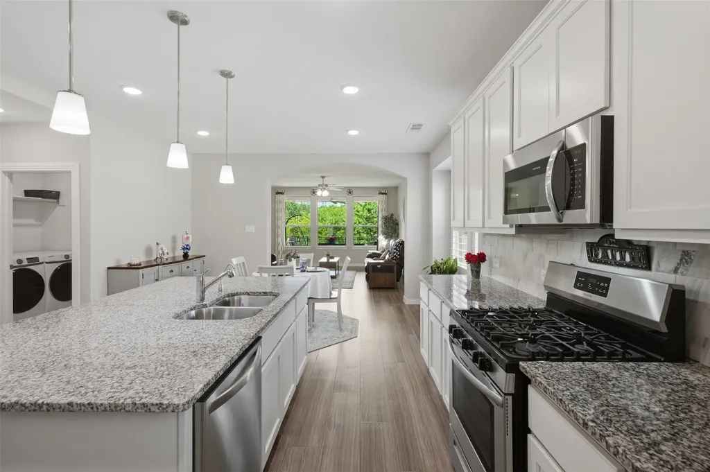 1109 Shire Drive Aubrey TX 76227