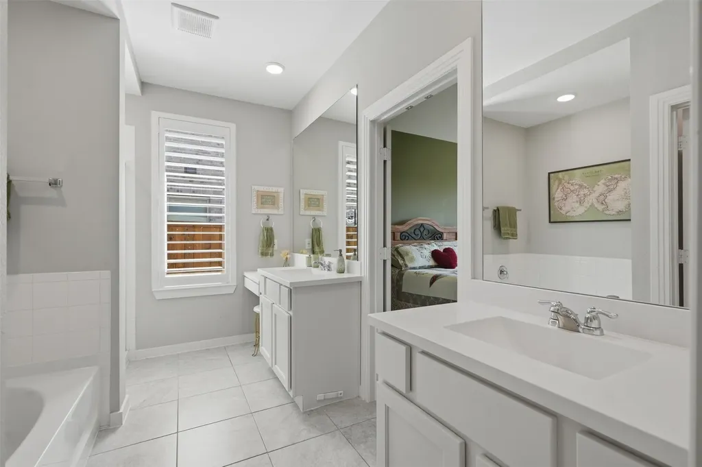 1109 Shire Drive Aubrey TX 76227