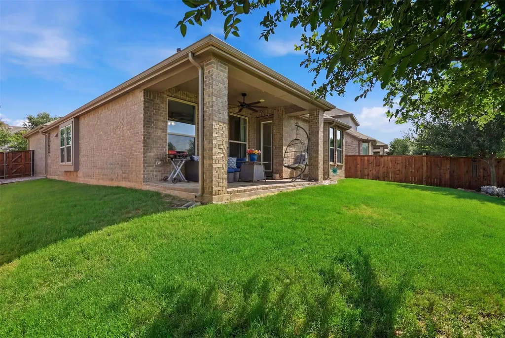 1109 Shire Drive Aubrey TX 76227