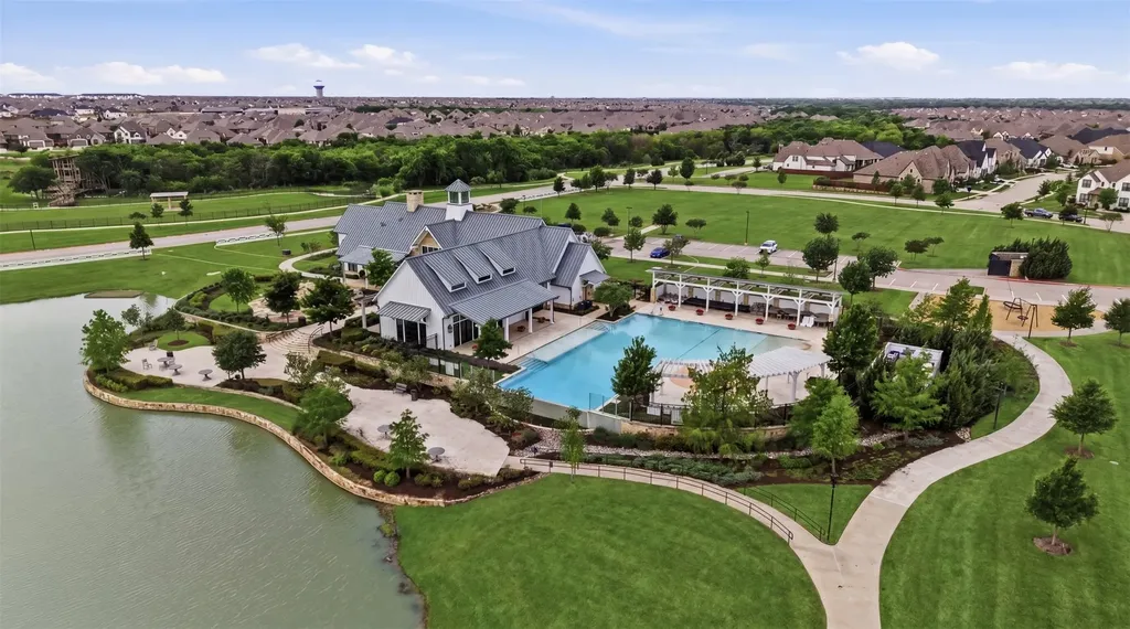 1109 Shire Drive Aubrey TX 76227