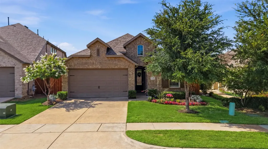 1109 Shire Drive Aubrey TX 76227