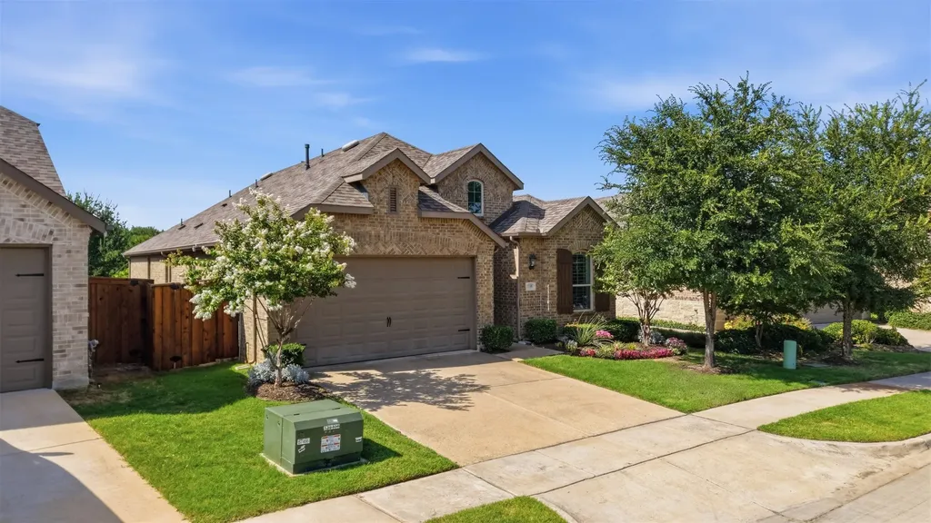 1109 Shire Drive Aubrey TX 76227