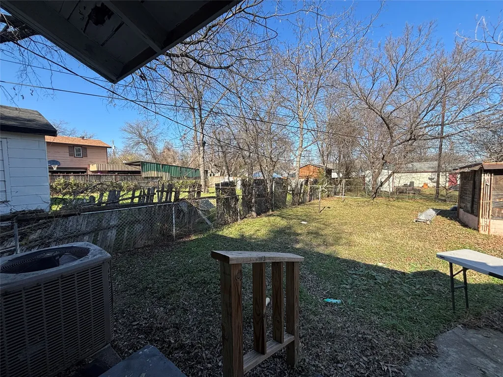 3717 Childress Street Fort Worth TX 76119