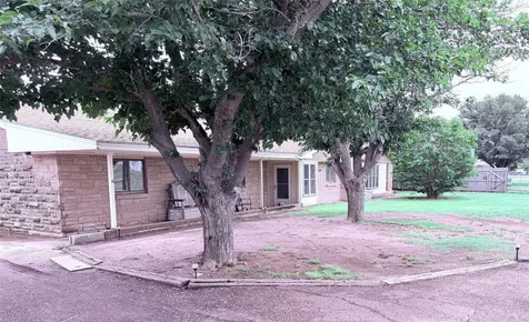 1809 Crowell Highway Quanah TX 79252