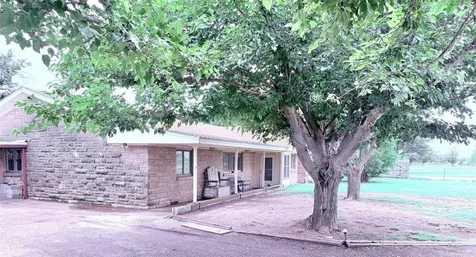 1809 Crowell Highway Quanah TX 79252