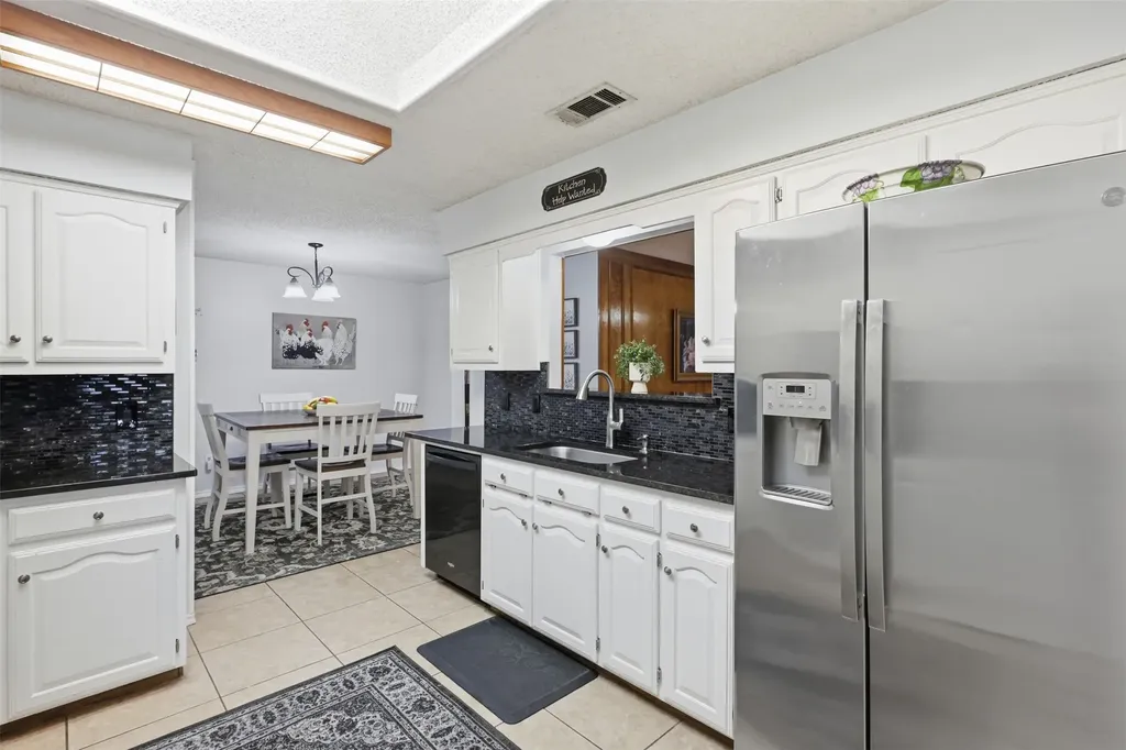 6300 Bronze Leaf Drive Plano TX 75023
