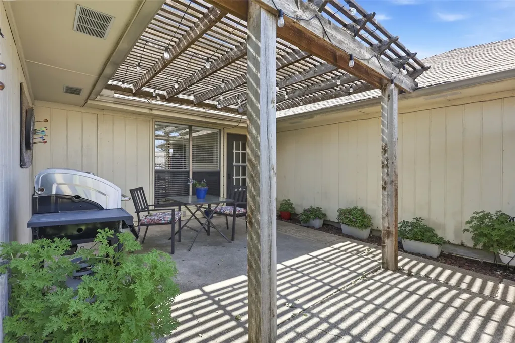 6300 Bronze Leaf Drive Plano TX 75023