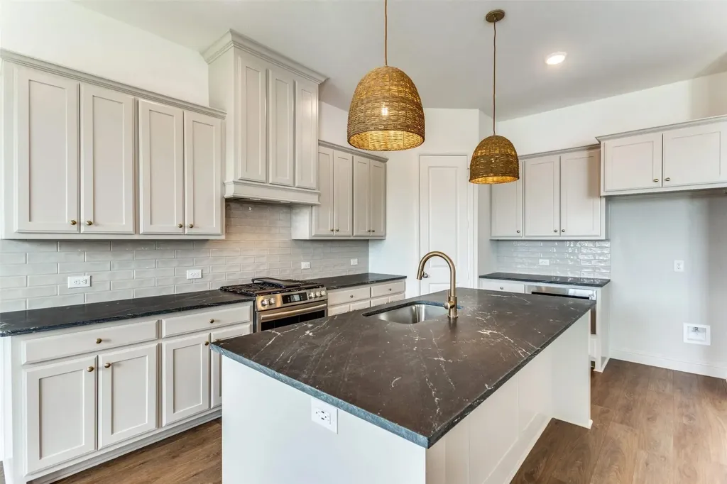238 Observation Drive N Aledo TX 76008
