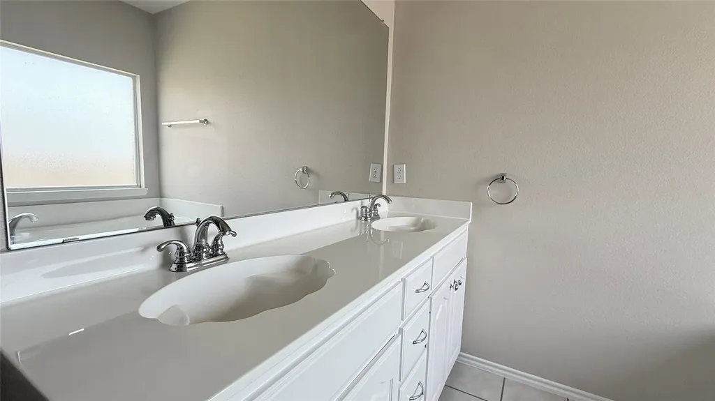 7810 Corona Court Arlington TX 76002