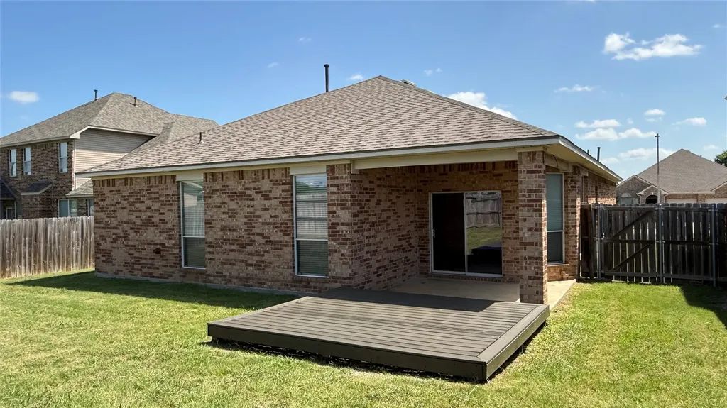 7810 Corona Court Arlington TX 76002