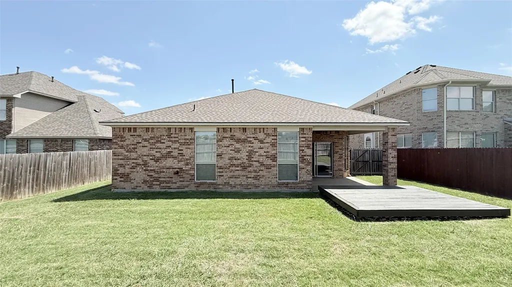 7810 Corona Court Arlington TX 76002