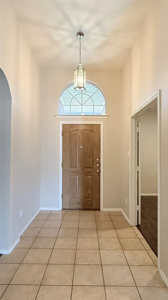 7810 Corona Court Arlington TX 76002