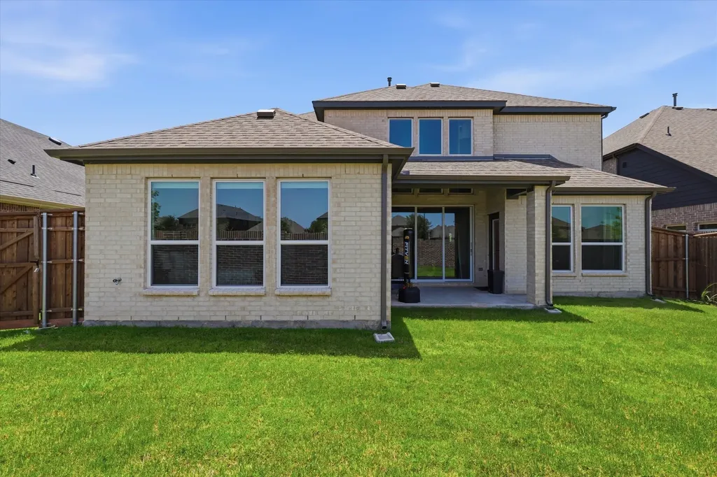 2276 Valencia Drive Little Elm TX 75068