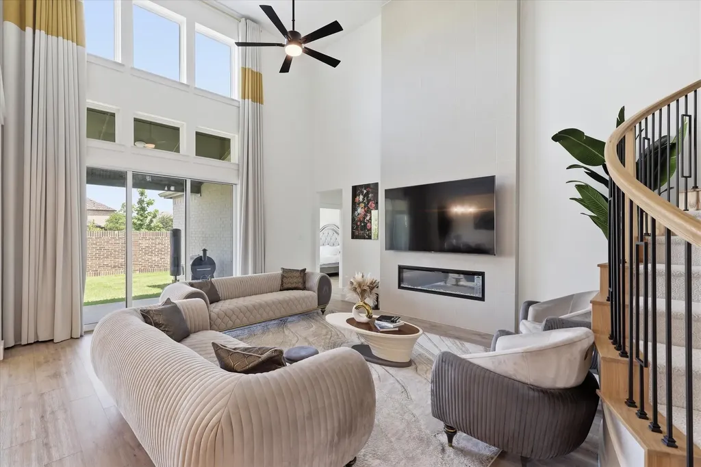 2276 Valencia Drive Little Elm TX 75068