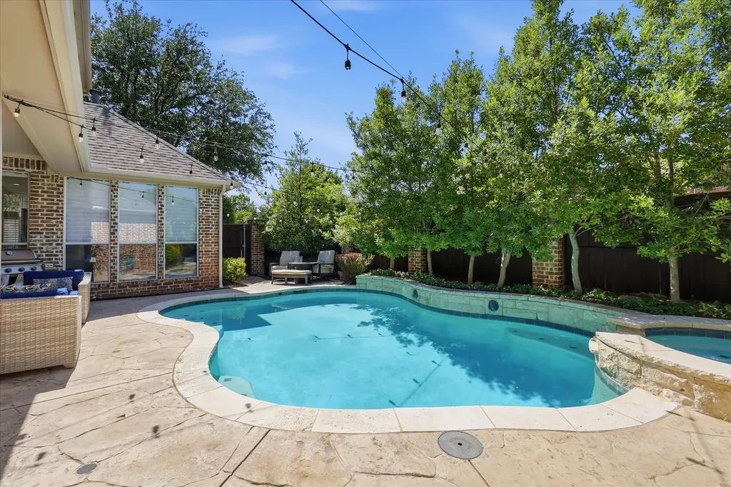 5916 Wight Street Plano TX 75093