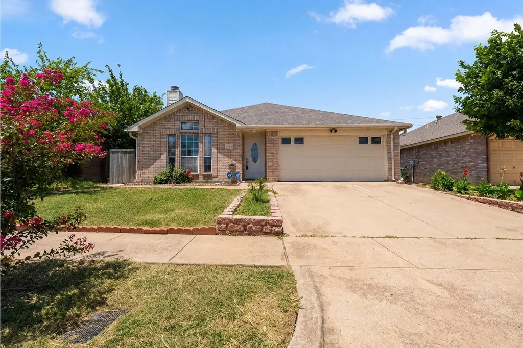 3129 Bahar Drive Arlington TX 76010