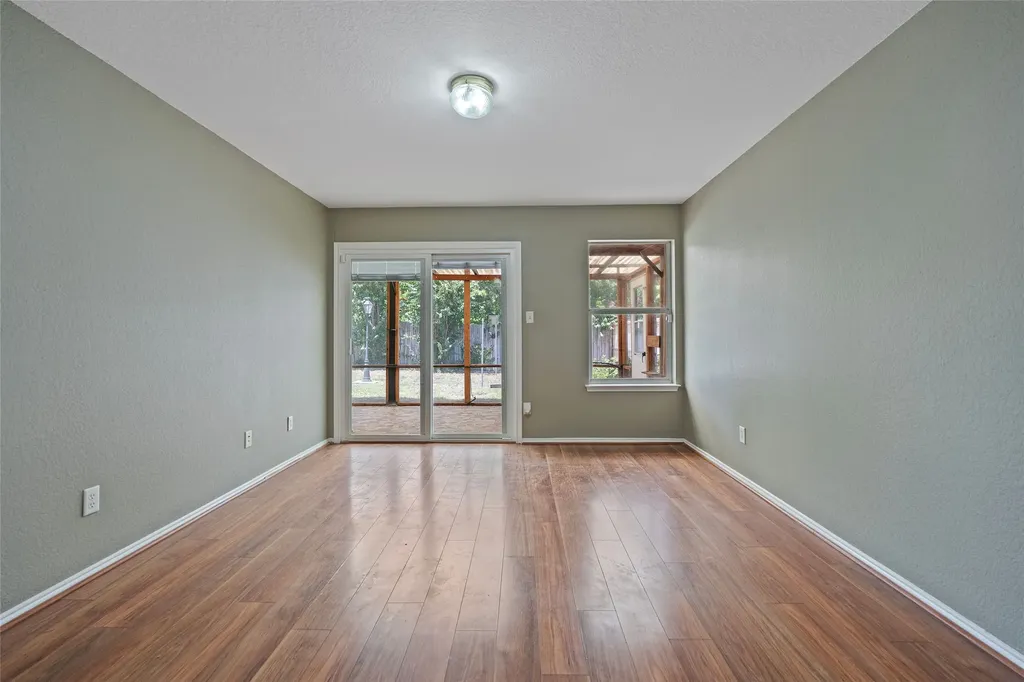 3129 Bahar Drive Arlington TX 76010