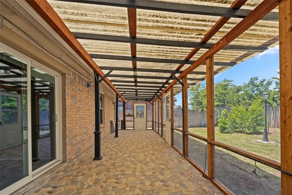 3129 Bahar Drive Arlington TX 76010