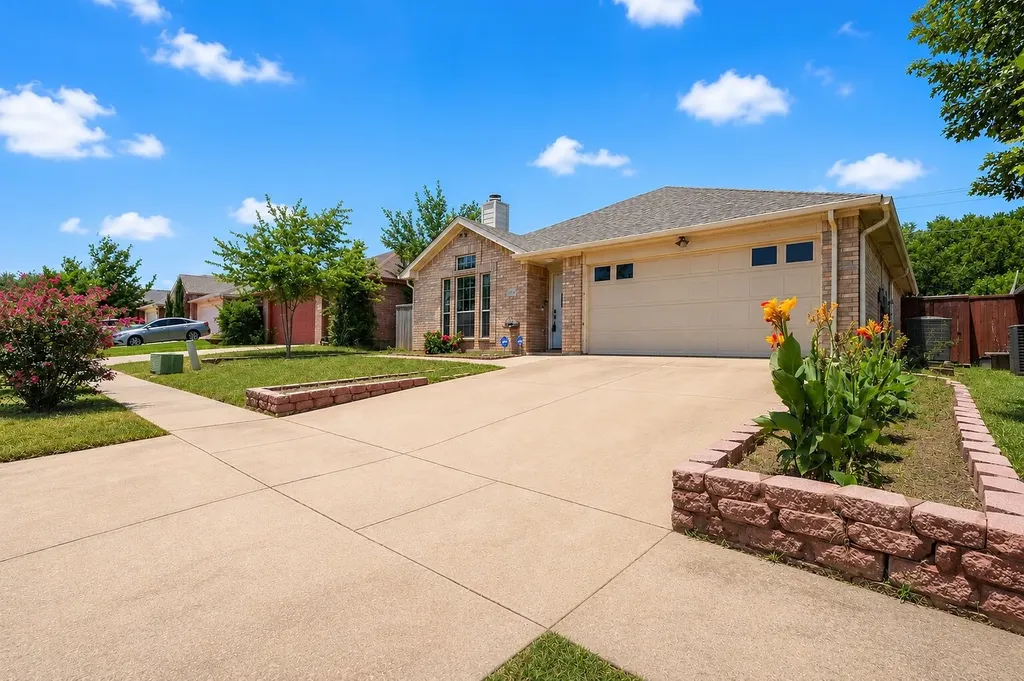 3129 Bahar Drive Arlington TX 76010
