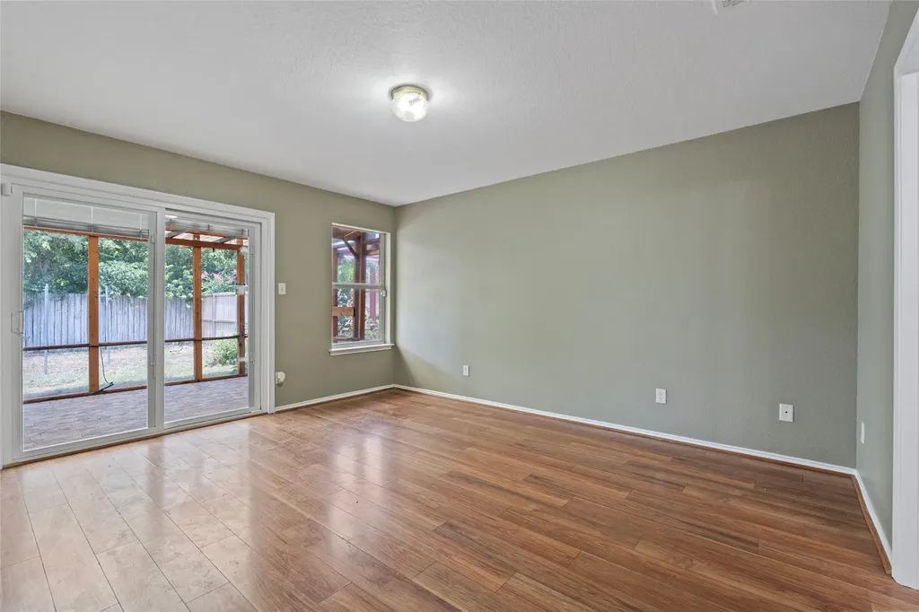 3129 Bahar Drive Arlington TX 76010