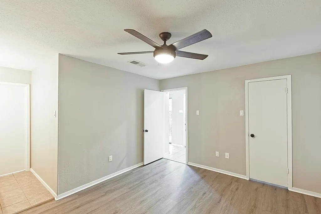 889 Dublin Drive Richardson TX 75080