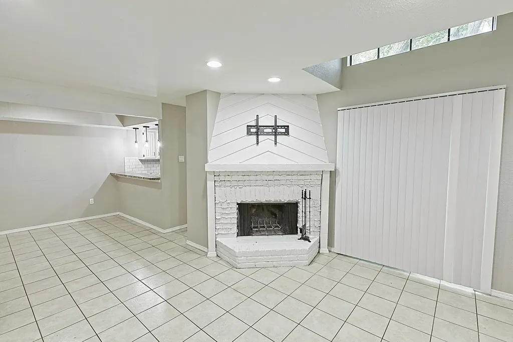 889 Dublin Drive Richardson TX 75080