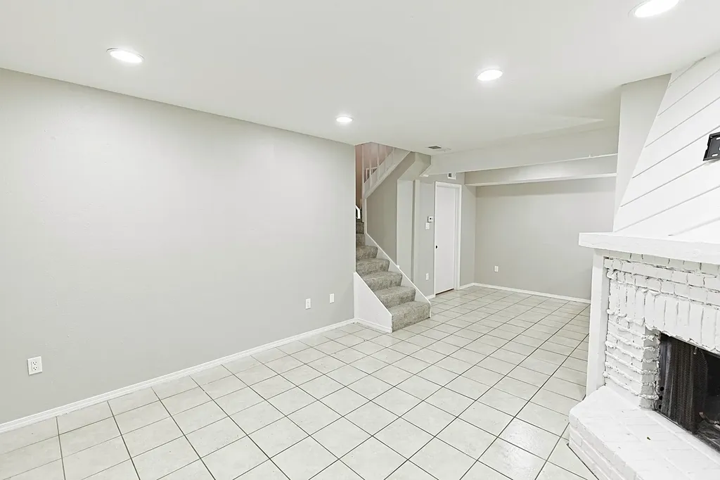 889 Dublin Drive Richardson TX 75080