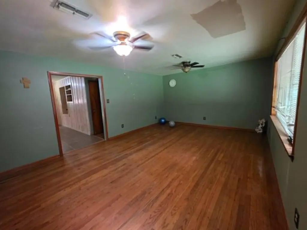 4514 W Loop 281 Longview TX 75604