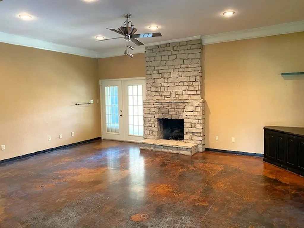 1117 Hillside Drive Athens TX 75751