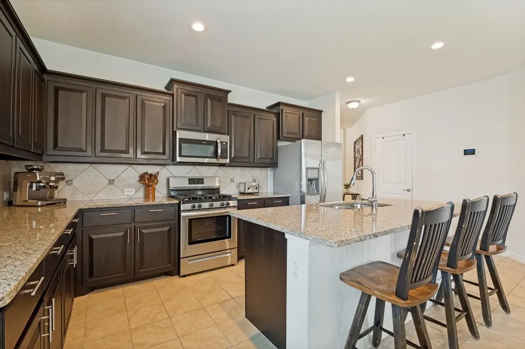 2619 Sunburst Drive Glenn Heights TX 75154