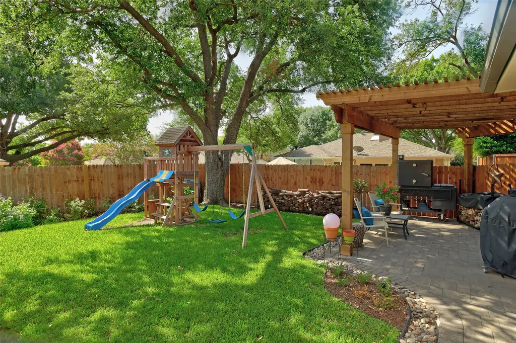 9618 Atherton Drive Dallas TX 75243