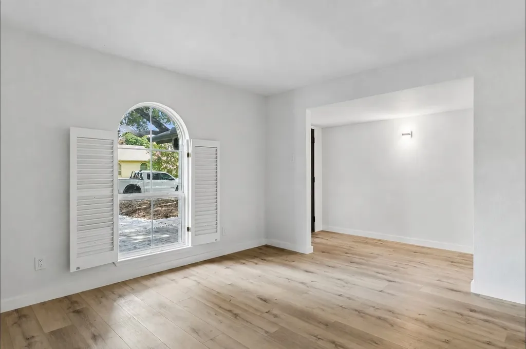 6724 Leameadow Drive Dallas TX 75248