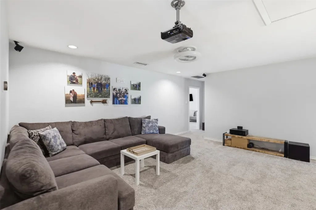 7621 Woodside Hill Fort Worth TX 76179