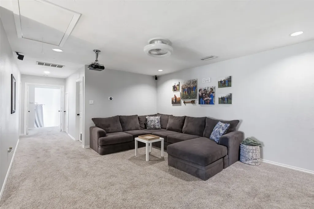 7621 Woodside Hill Fort Worth TX 76179